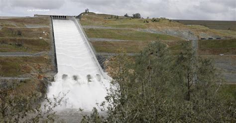 Oroville Dam's main spillway opens for first time since April 2019 ...