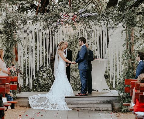 Top 10 Best Wedding Ceremony Arches