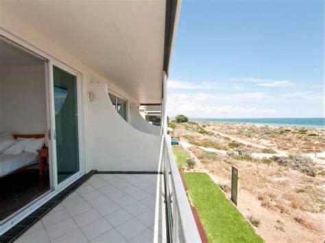 Adelaide Beaches Holiday Villas in Australia - Room Deals, Photos & Reviews