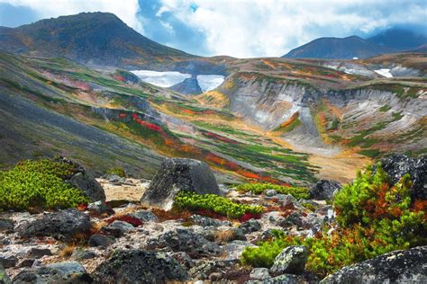 The peak of Akadake Mountain in Daisetsu National Park in Hokkaido,Japan. Sapporo, Trekking ...