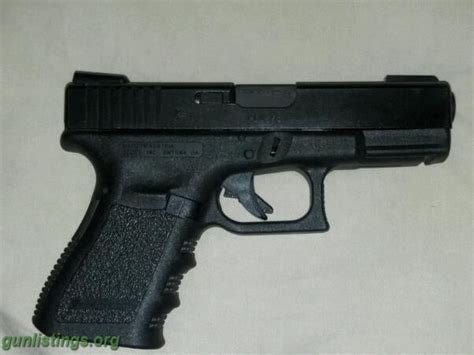 Gunlistings.org - Pistols Glock 23 With Night Sights