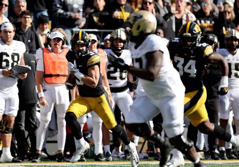 Photos: Iowa Football vs Purdue 10/07/2023 – University of Iowa Athletics