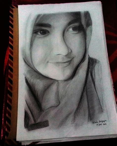 Gambar Sketsa Wajah Dari Pensil | Garlerisket