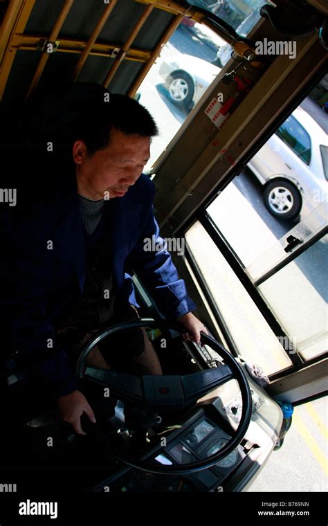 Chinese bus driver hi-res stock photography and images - Alamy