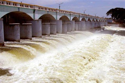 Mettur dam water level at 43.73 feet - News18