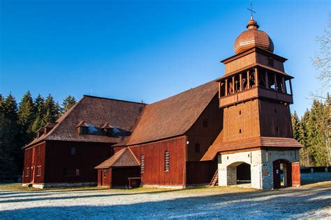 The wooden church that wasn´t drowned | SLOVAKATION