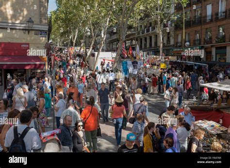 El Rastro Flea Market Madrid Spain Stock Photo - Alamy