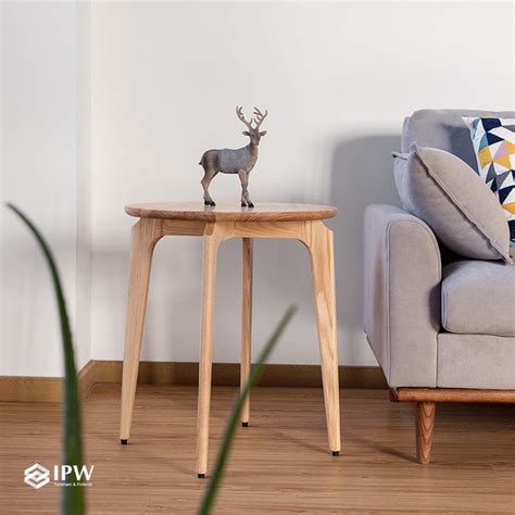 Muji Side Table – IPW Furniture and Fixtures