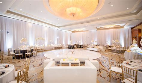 Wedding Venues In Newport Beach | Balboa Bay Resort Weddings