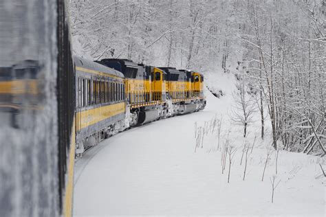 14 Winter Train Rides