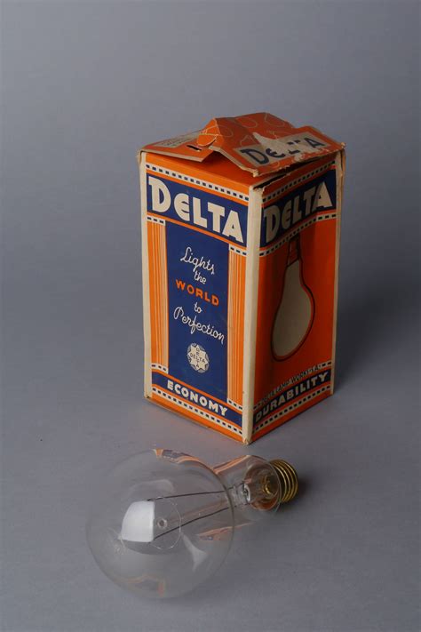 Gloeilamp van het merk Delta | Industriemuseum
