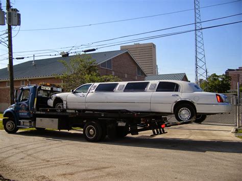 18 Wheeler Small Car limo Flatbed Towing Houston,713-554-2111: Flatbed Towing Service lockout ...