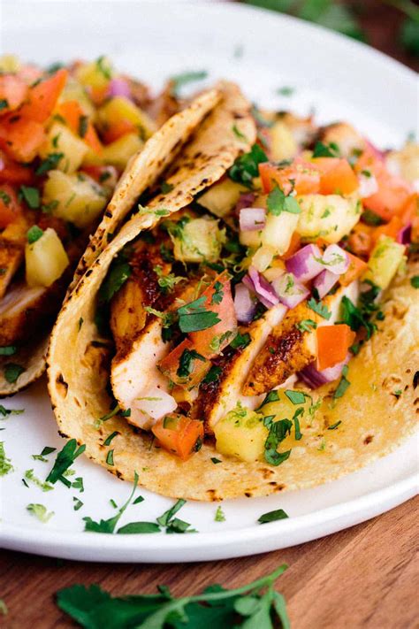 Chicken Tacos with Pineapple Salsa | Recipe | Clean eating recipes, Healthy recipes, Pineapple ...