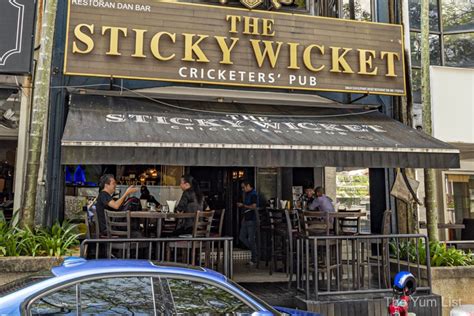 The Sticky Wicket, Sports Bar - The Yum List