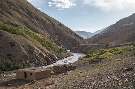 35 Beautiful Photos of Afghanistan (You Won't See In The News)