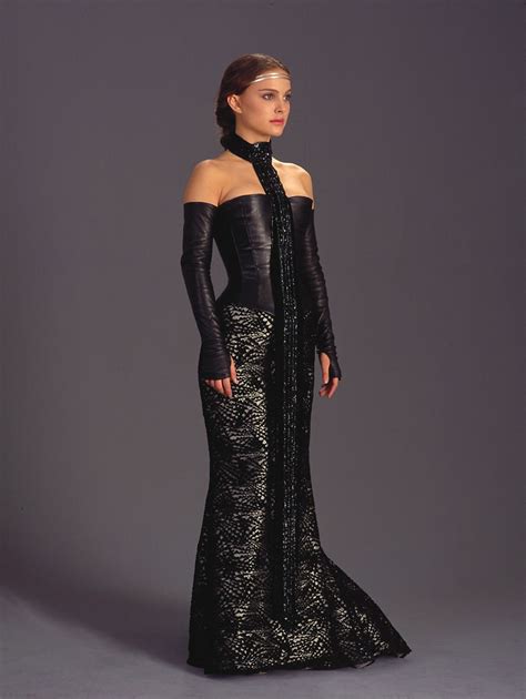 padme amidala's wardrobe - Google Search | Star wars dress, Star wars fashion, Natalie portman ...