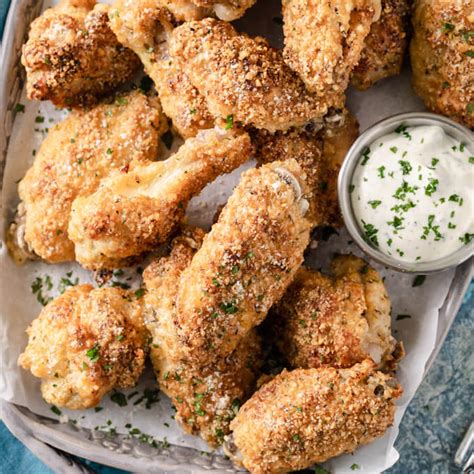 Easy Garlic Parmesan Chicken Wings (keto, low carb)| Low Carb Maven