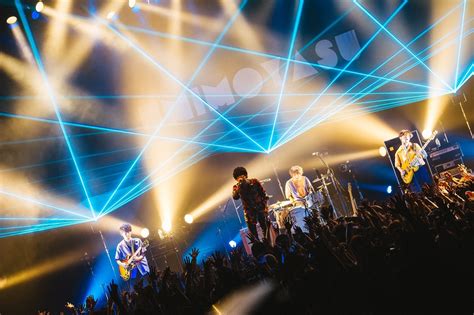 フレデリック VS UNISON SQUARE GARDEN “不可能を可能に”した火花散る競演 | SPICE - エンタメ特化型情報メディア スパイス