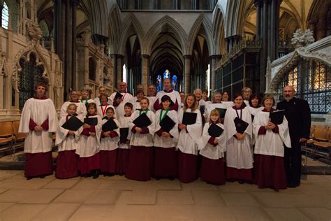 Richard conducts choirs at Salisbury Cathedral | Richard McLester