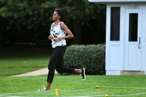 Michelle Obamas Workout Plan | Michelle obama, First lady, Michelle