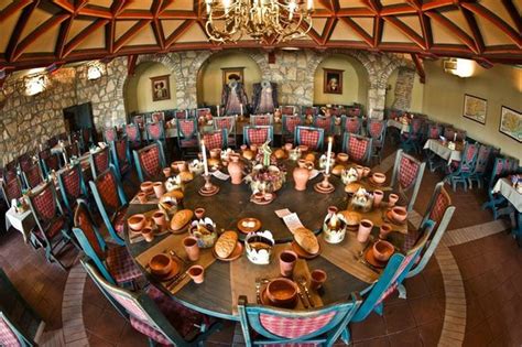 Medieval Themed Restaurant with great food - Renaissance Restaurant, Visegrad Traveller Reviews ...