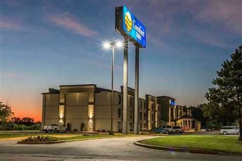 COMFORT INN METRO AIRPORT (ROMULUS, MI): 548 fotos, comparação de preços e avaliações - Tripadvisor