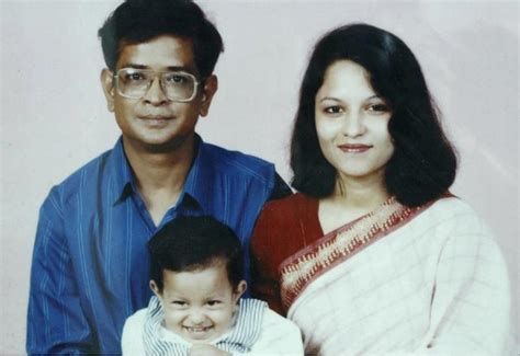 Humayun Ahmed First/1st Wife With Picture