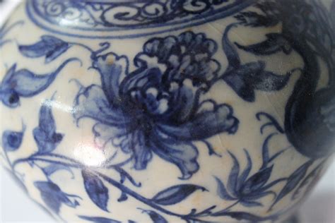 Antique Chinese Porcelain Vase Qing dynasty Phoenix - Real Rare Antiques