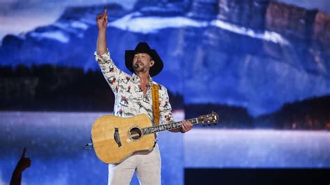 Paul Brandt to return to Calgary Stampede in 2021 | CTV News