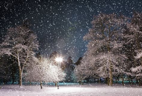 Snowy Night Background