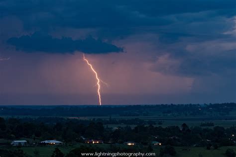 Lightning Photography Thunderstorm Lightning Photo Tips Storms Weather ...