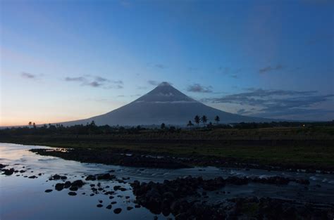 Philippines Volcanoes: List of Cool Volcano Tourist Destinations