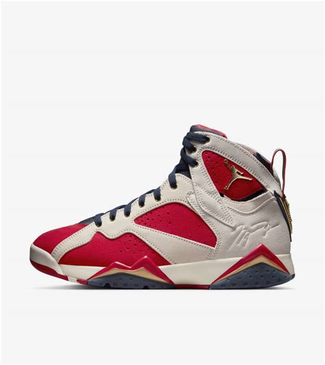 Air Jordan 7 x Trophy Room 'True Red and Obsidian' (DM1195-474) Release ...