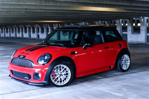 FS:: 2009 JCW Mini Cooper R56 Chili Red - North American Motoring