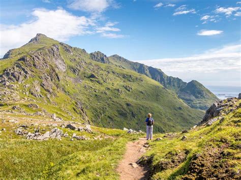 The 28 Best Lofoten Hiking Trails (With Maps) in 2020 | Outtt Gravel Road, Lofoten, Sea Level ...
