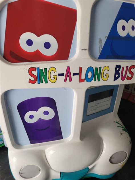 Cartoonito Karaoke with Sing-A-Long Bus decals | And yes, I … | Flickr