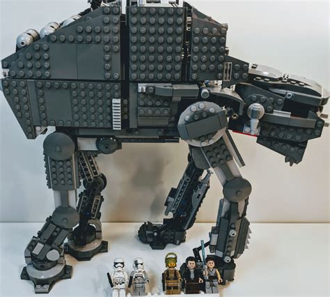 75189 - First Order Heavy Assault Walker (AT-M6). Review in pictures ...