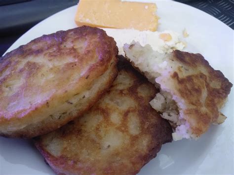 Fluffy tattie scones with cheese for breakfast : r/UK_Food