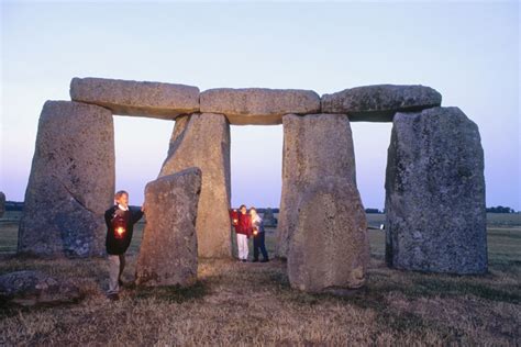 Spotlight: Stonehenge - KIDS DISCOVER Magazine