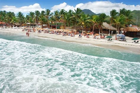 Playa El Agua, la playa más famosa de Margarita. | Venezuela, Destinos ...