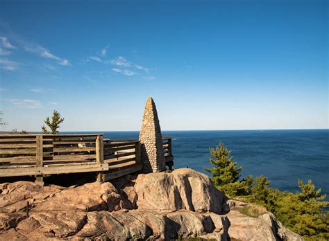 Sugarloaf Mountain Loop - Lake Superior Circle Tour