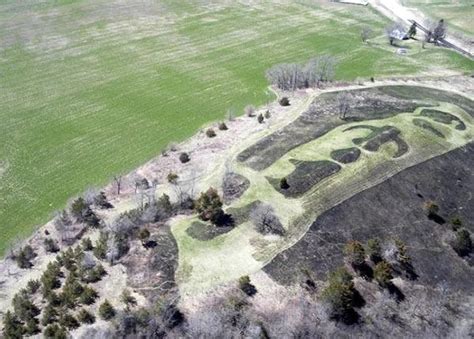 Preserved Effigy Mounds | Richland Center Wisconsin