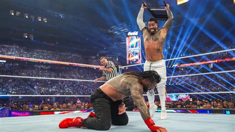 Roman Reigns vs. Jey Uso -- Tribal Combat for Undisputed WWE Universal Title: photos | WWE