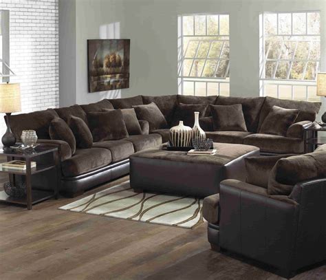 Living Room Decor With Dark Brown Couch - Inspiring Ideas