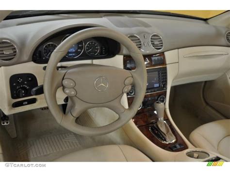 2009 Mercedes-Benz CLK 550 Cabriolet interior Photo #39719287 | GTCarLot.com