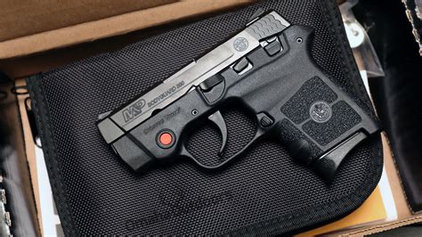 Gun Review: Smith & Wesson Bodyguard Crimson Trace Laser .380 ACP - Omaha Outdoors