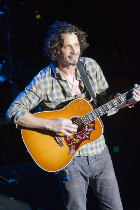 Chris Cornell Live Performance Editorial Photo - Image of singing, live ...