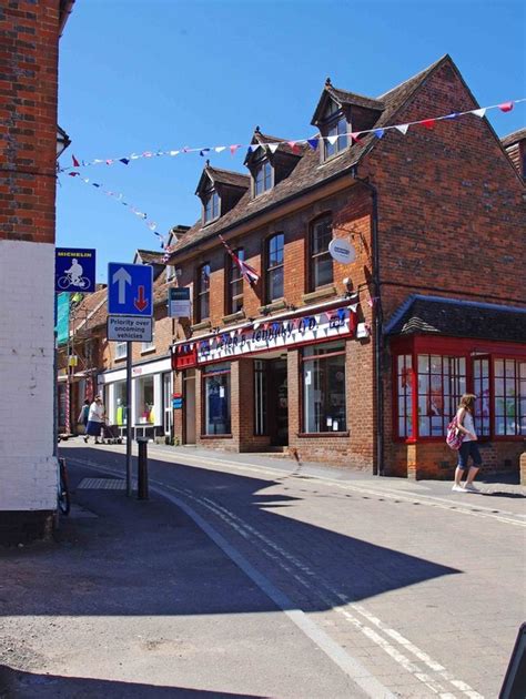 Peter B Ledbury, 5 Grove Street, Wantage © P L Chadwick cc-by-sa/2.0 :: Geograph Britain and Ireland