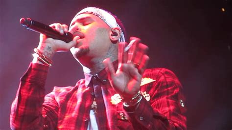 Chris Brown - Don't judge me LIVE - YouTube