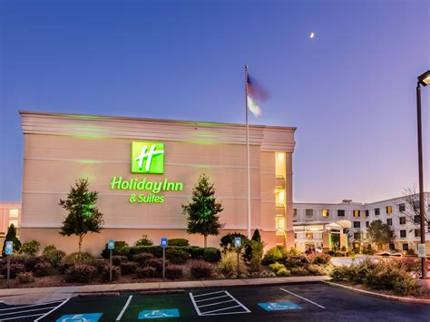 Hotel Near Atlanta (ATL) Airport - Holiday Inn Atlanta, GA Hotel